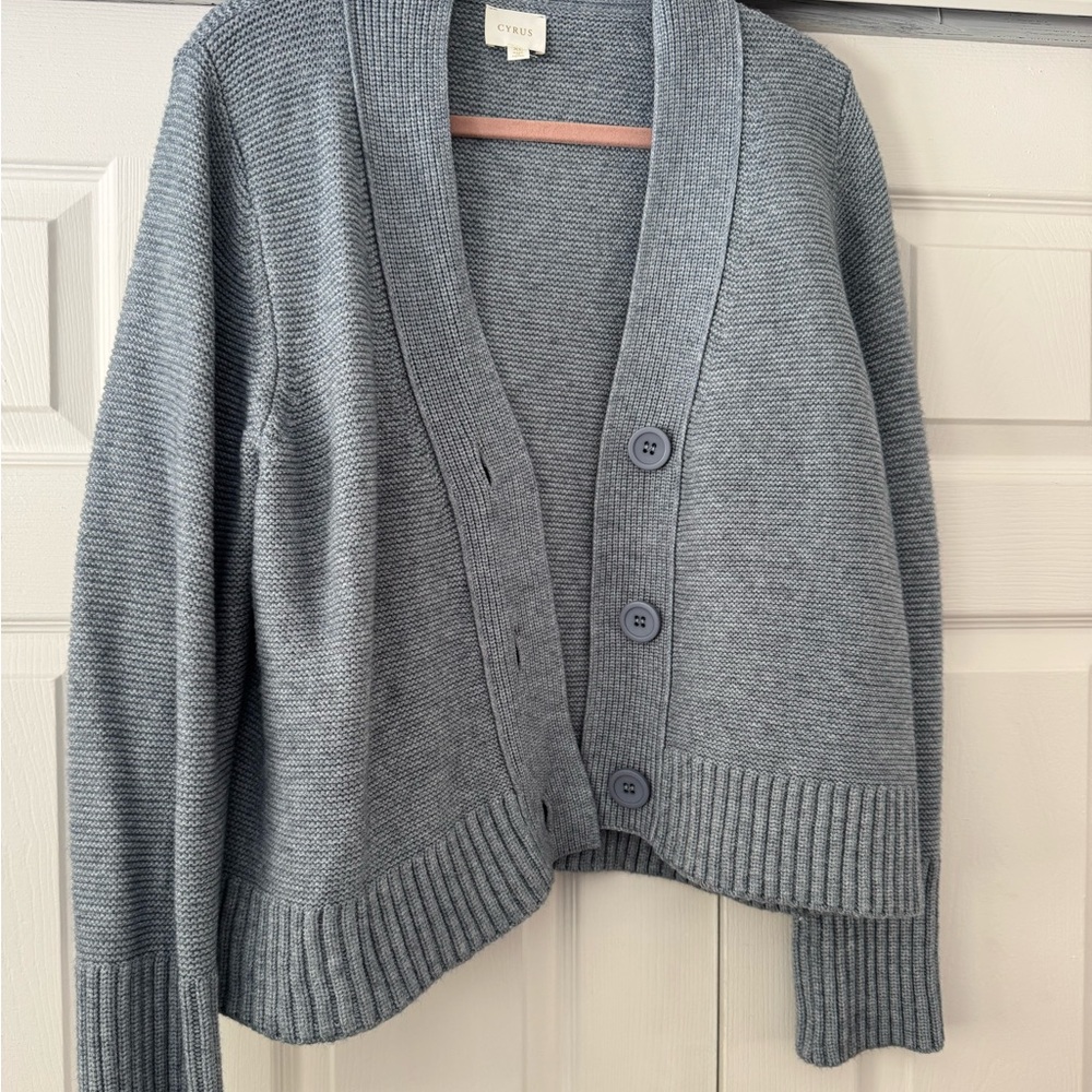 Brand New Cyrus blue sweater size XL